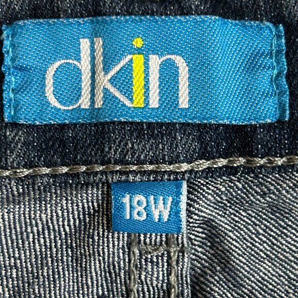 dkin Women's size 18 W Blue High Rise Jeans - Picture 13 of 15